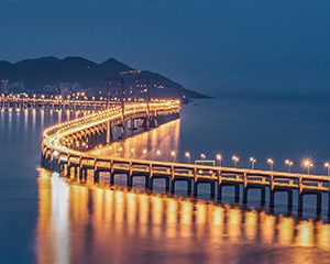 橋梁工業轉輪除濕機潮濕方案